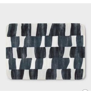 Modern grey and White Bath Mat